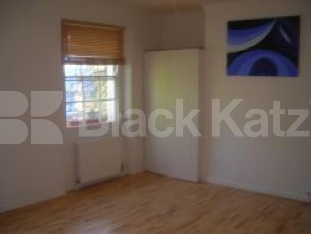 			Studio Apartment, 1 bath, 1 reception Studio			 Princess Road, PRIMROSE HILL NW1